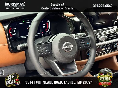 Used 2025 Nissan Pathfinder Platinum w/ Cargo Package AWD/4WD image 9