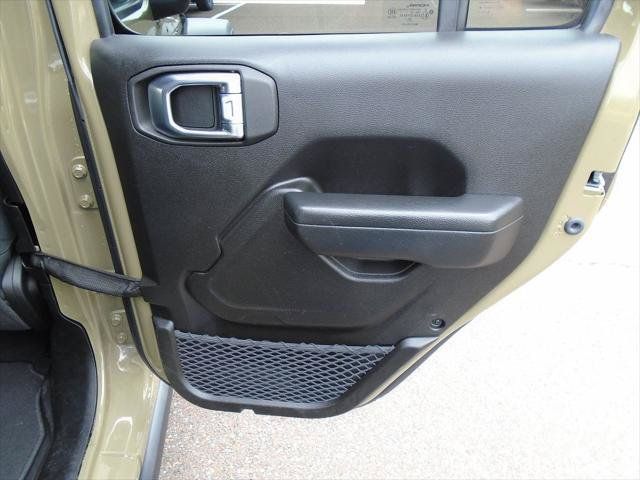 Certified 2026 Jeep Gladiator Mojave AWD/4WD image 9