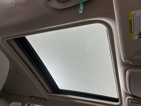 Used 2023 Subaru Forester Limited image 29