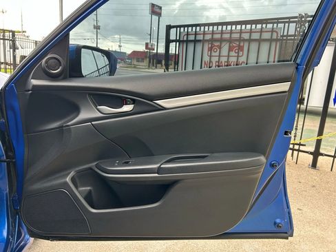 Used 2019 Honda Civic Sport image 14