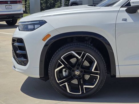 New 2026 Volkswagen Tiguan SEL R-Line AWD/4WD image 6