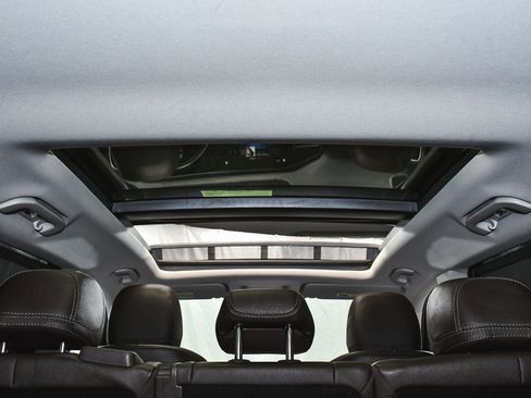 Used 2023 Mercedes-Benz GLS 450 4MATIC image 84