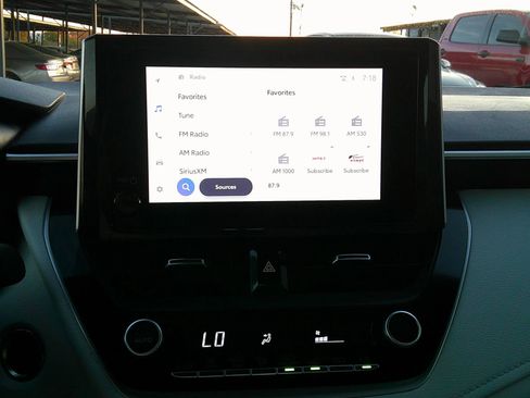 Used 2024 Toyota Corolla SE image 22