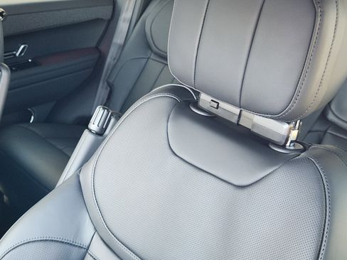 New 2026 Land Rover Range Rover Sport Dynamic SE image 14