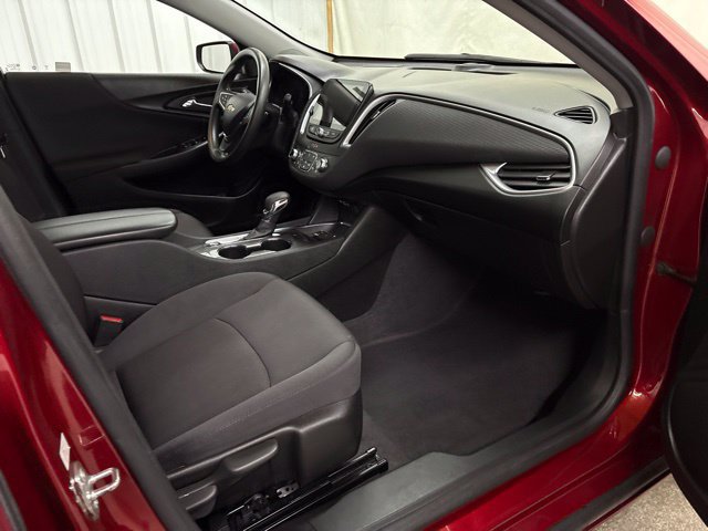 Used 2023 Chevrolet Malibu LT FWD image 22
