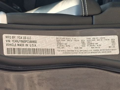 Used 2023 Jeep Grand Cherokee 4WD 4xe image 29