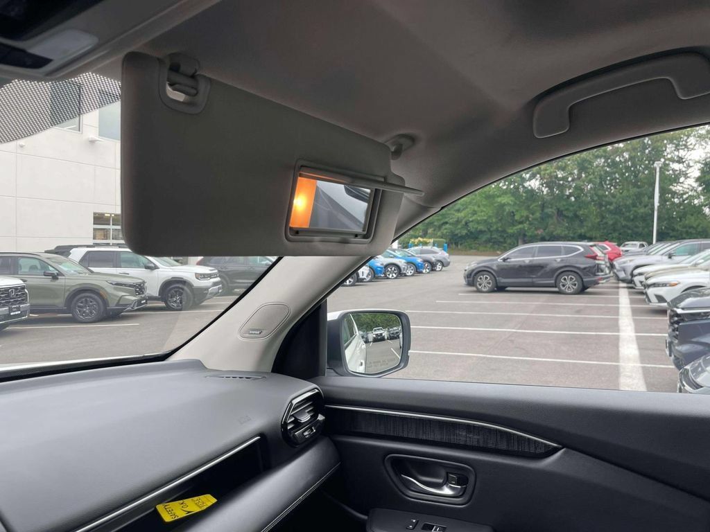Certified 2023 Honda Pilot Elite image 32