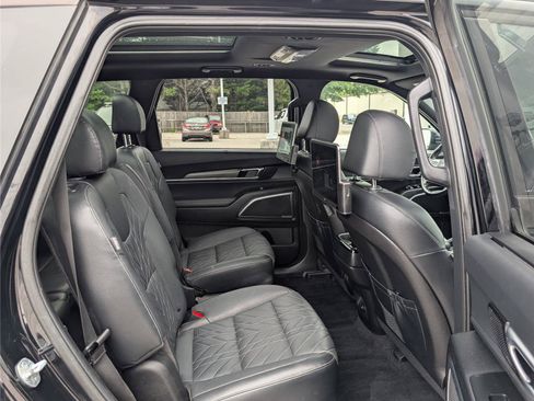 Used 2023 Kia Telluride SX X-Pro AWD/4WD image 12