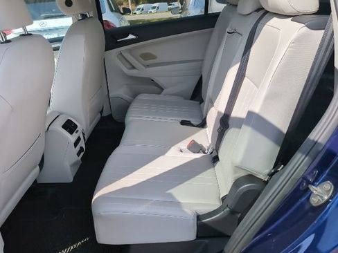 Used 2022 Volkswagen Tiguan SE image 24