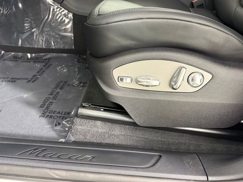 New 2026 Porsche Macan AWD/4WD image 24