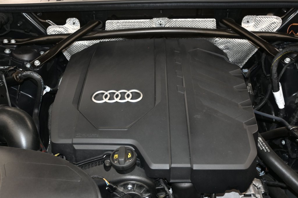 Used 2023 Audi Q5 2.0T Prestige w/ Prestige Package AWD/4WD image 38