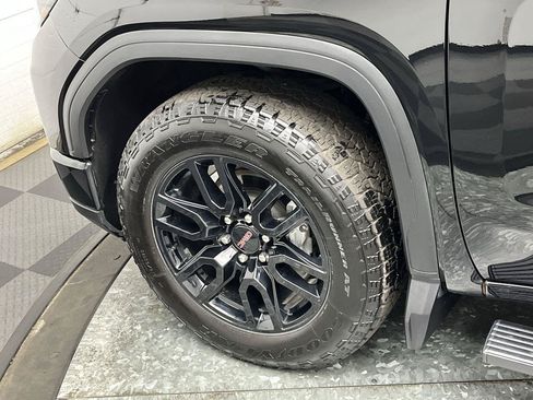 Certified 2024 GMC Sierra 1500 Pro w/ Graphite Edition AWD/4WD image 32