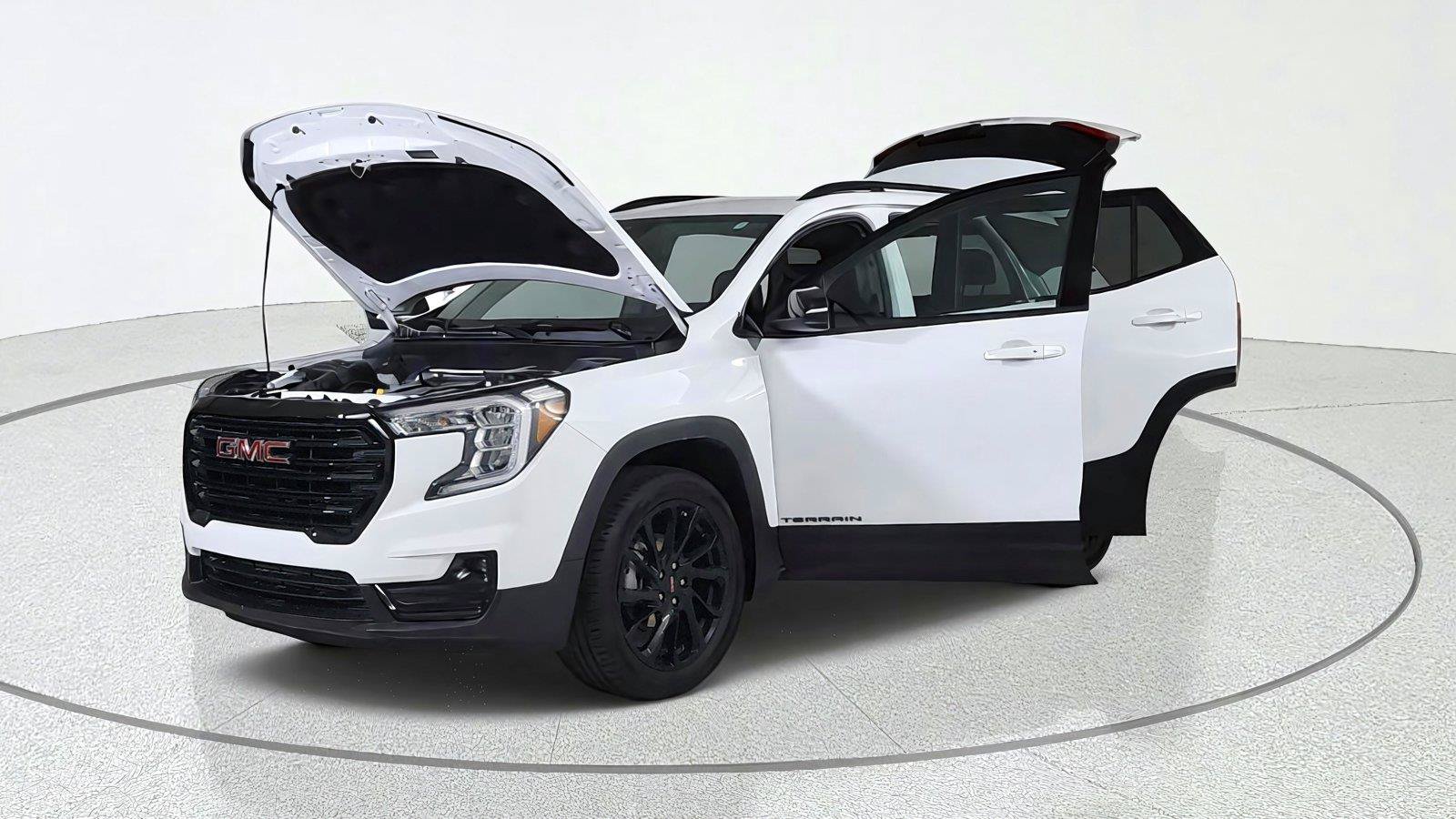 Used 2024 GMC Terrain SLT AWD/4WD image 10