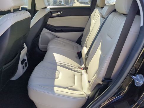 Used 2024 Ford Edge Titanium image 26