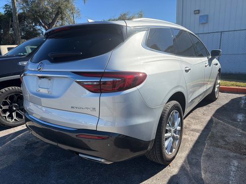 Used 2019 Buick Enclave Premium image 10