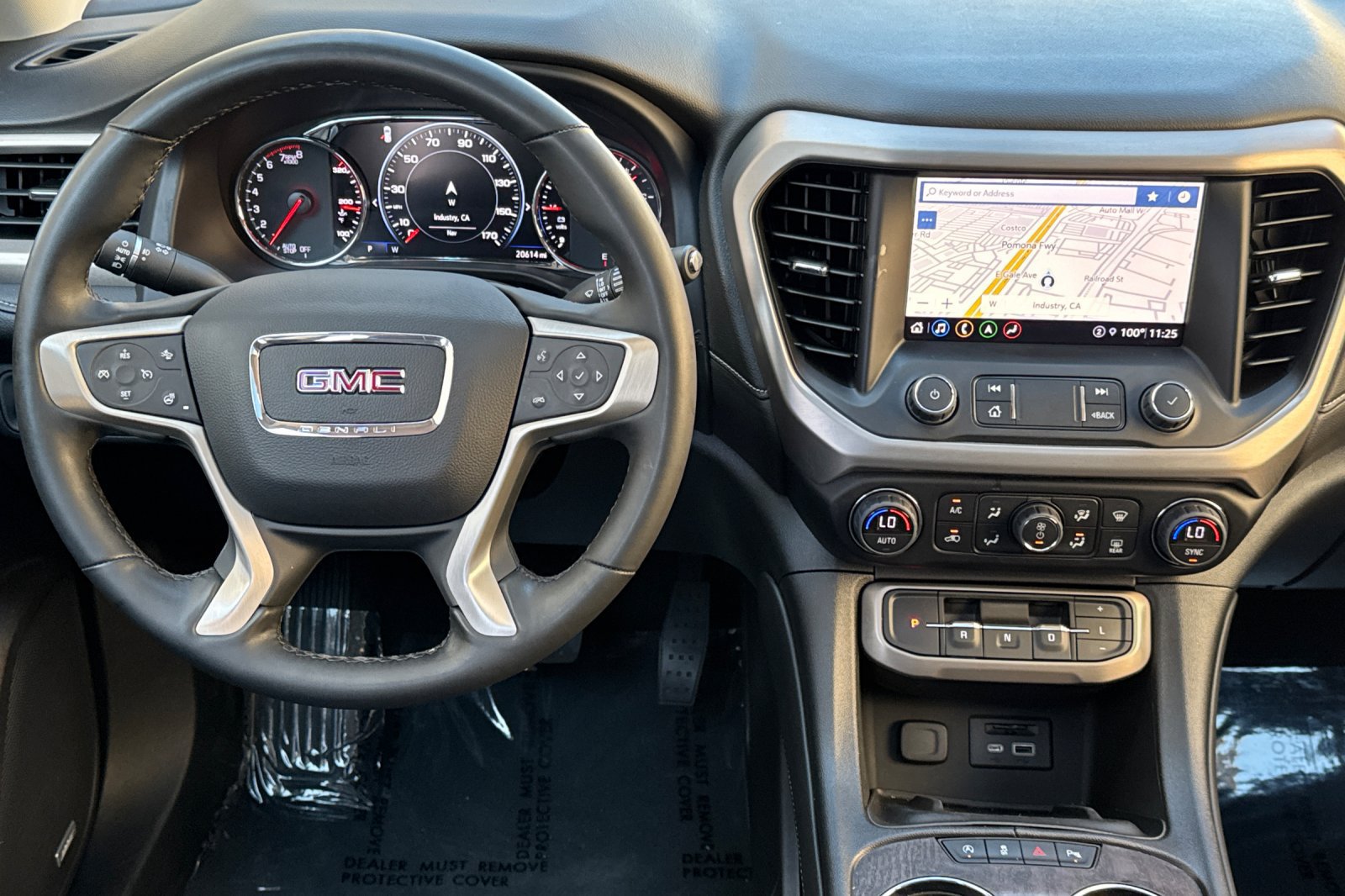 Used 2023 GMC Acadia Denali FWD image 15