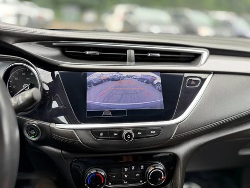 Used 2021 Buick Encore GX Preferred w/ Cold Weather Comfort Package FWD image 16