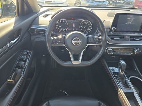Certified 2024 Nissan Altima 2.5 SR FWD image 13