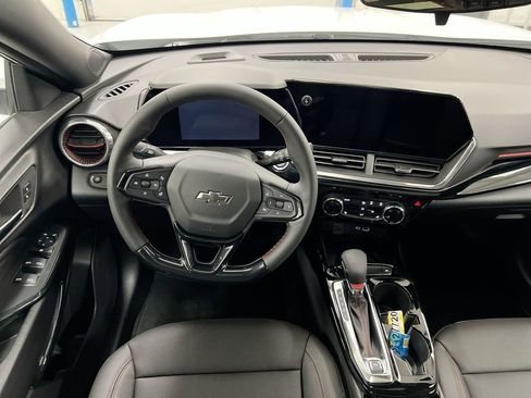 New 2026 Chevrolet Trax RS FWD image 11