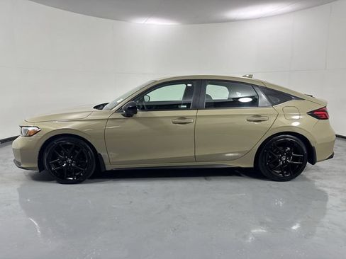 Used 2025 Honda Civic Sport image 31