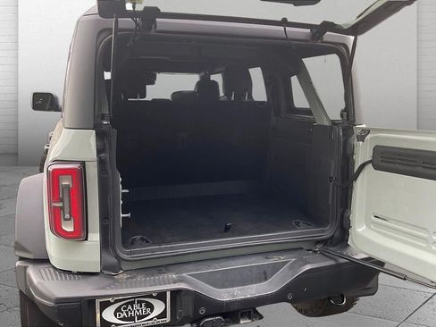 Used 2024 Ford Bronco Badlands AWD/4WD image 4