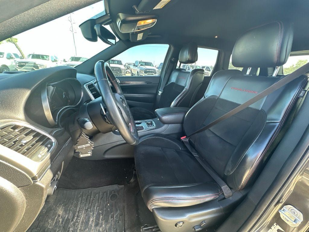 Used 2017 Jeep Grand Cherokee Trailhawk AWD/4WD image 7