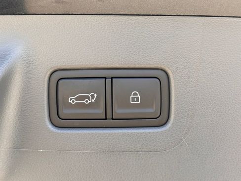 Certified 2025 Hyundai Santa Fe SEL image 34