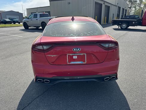 Used 2019 Kia Stinger Premium RWD image 7