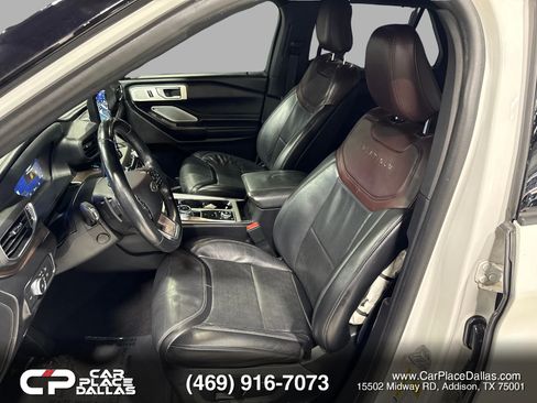 Used 2020 Ford Explorer Platinum w/ Premium Technology Package AWD/4WD image 13