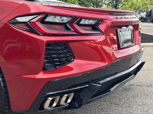 Used 2025 Chevrolet Corvette Stingray Premium Cpe w/ 3LT RWD image 12
