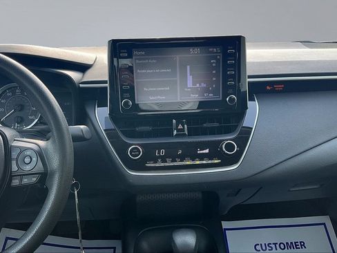 Used 2020 Toyota Corolla LE FWD image 9
