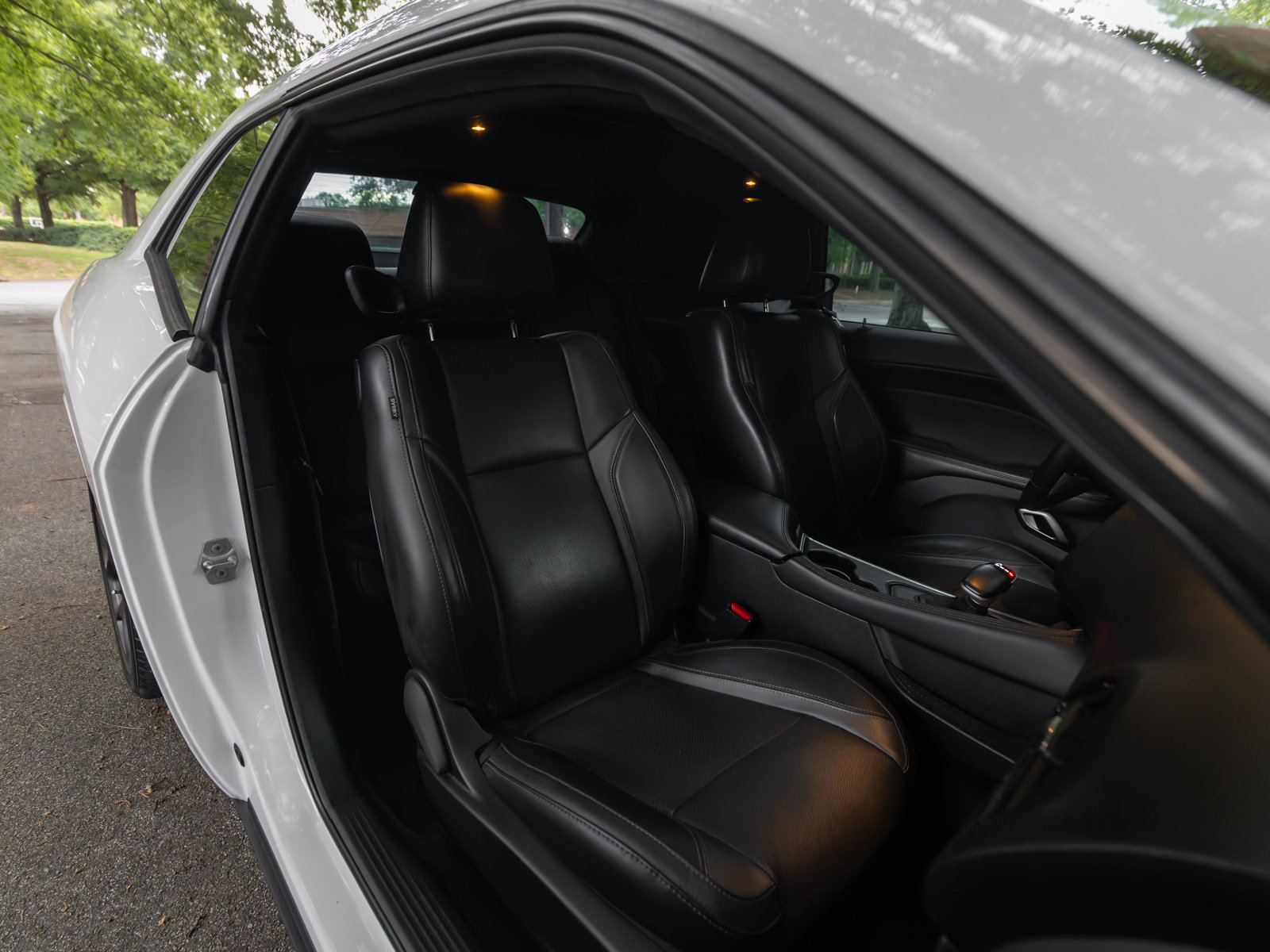 Used 2018 Dodge Challenger SXT Plus RWD image 14