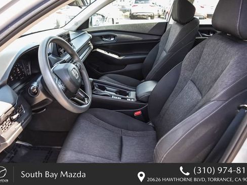 Used 2023 Honda Accord EX image 17