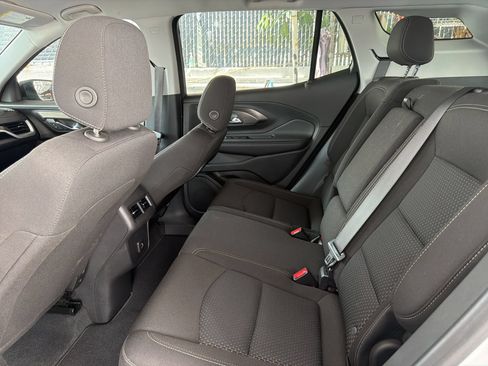 Used 2023 GMC Terrain SLE w/ Driver Convenience Package FWD image 23