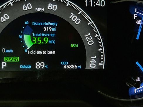 Used 2023 Toyota RAV4 AWD Hybrid image 8