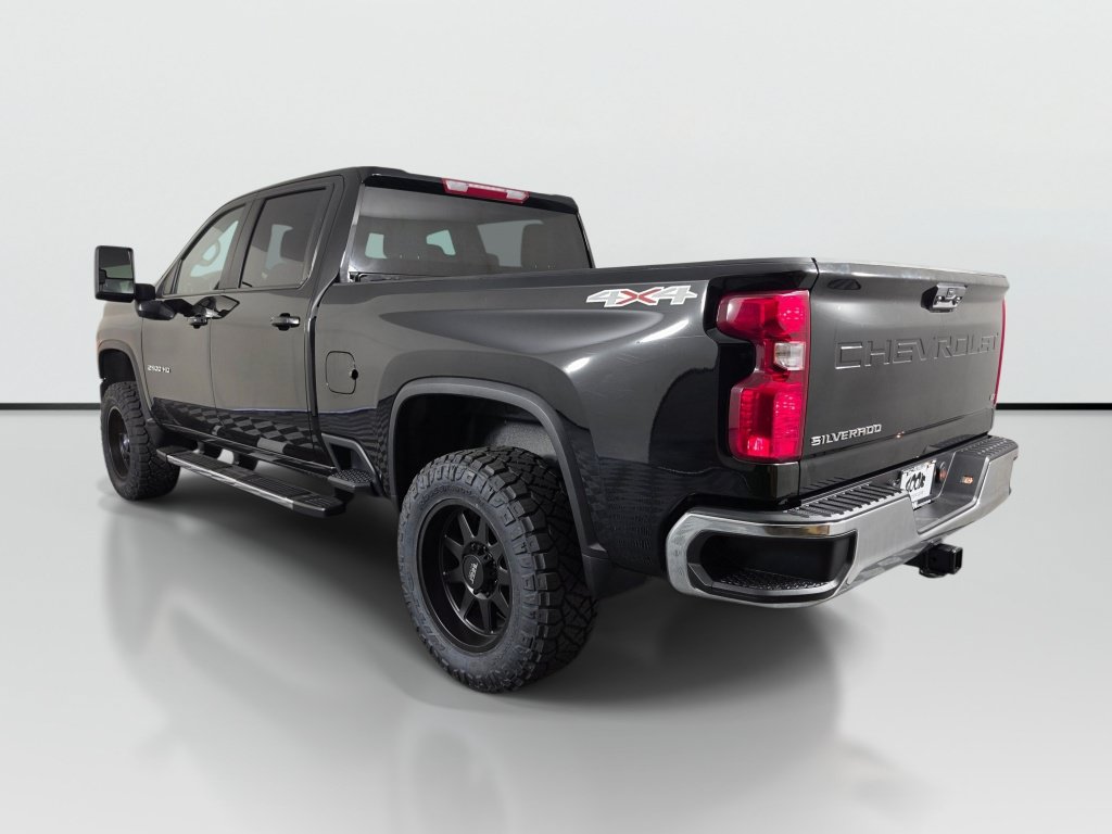 Used 2025 Chevrolet Silverado 2500 LT w/ Convenience Package AWD/4WD image 3