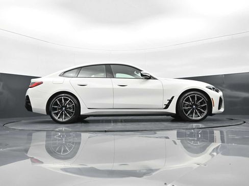 New 2026 BMW i4 eDrive40 w/ M Sport Package RWD image 28