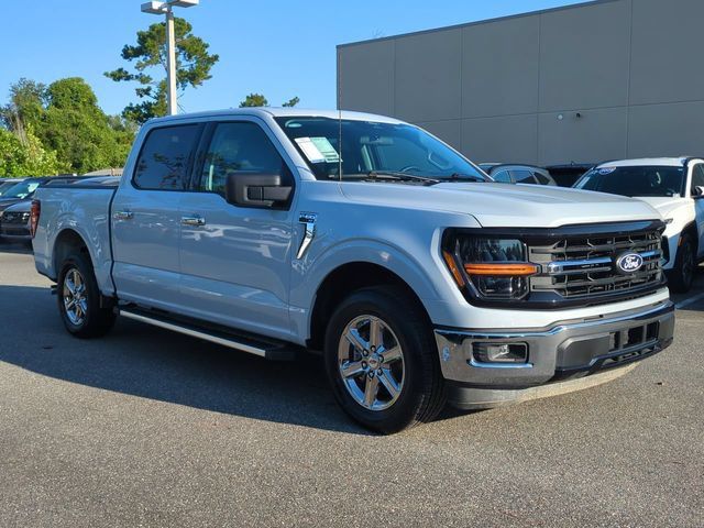 Used 2025 Ford F150 XLT w/ Equipment Group 301A Standard RWD image 3