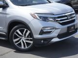 Used 2017 Honda Pilot Elite image 3