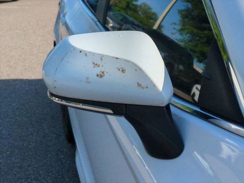 Certified 2018 Toyota Camry SE w/ Convenience Package image 12