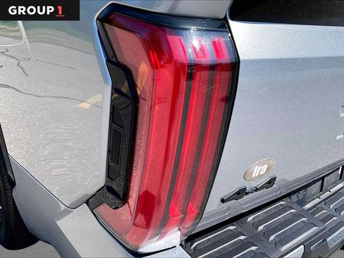 Used 2023 Toyota Tundra Platinum AWD/4WD image 28