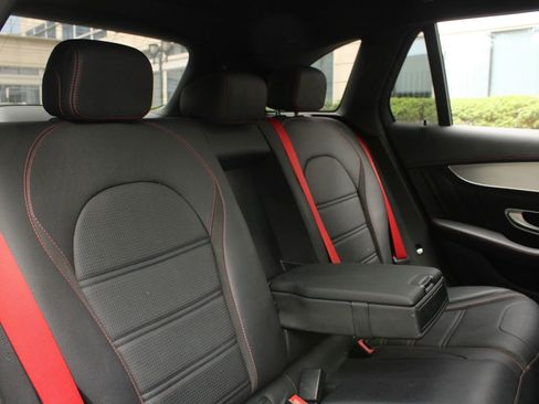 Used 2018 Mercedes-Benz GLC 43 AMG 4MATIC image 24