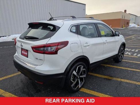 Certified 2022 Nissan Rogue Sport SL w/ Premium Package image 4