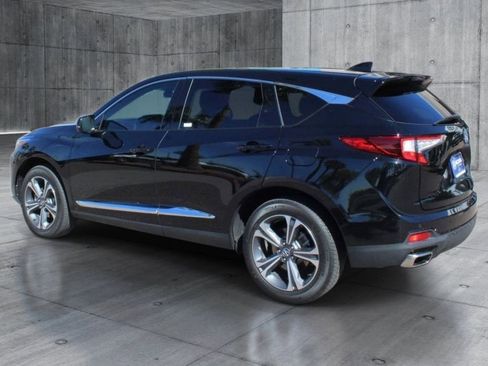 Used 2023 Acura RDX AWD w/ Advance Package image 3