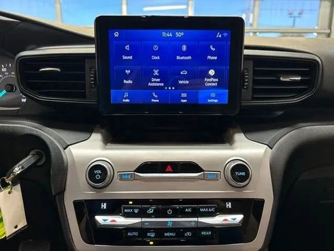 Used 2021 Ford Explorer 4WD image 23