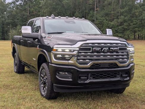 New 2026 RAM 2500 Limited AWD/4WD image 2