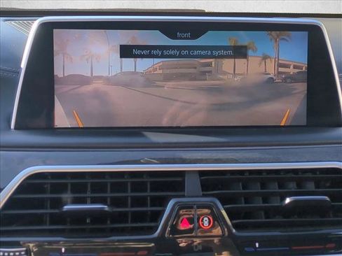 Used 2017 BMW 740e xDrive image 15