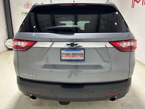 Used 2021 Chevrolet Traverse LT w/ LT Premium Package FWD image 6