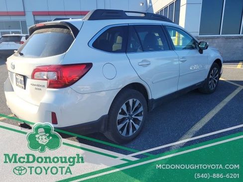 Used 2015 Subaru Outback 3.6R Limited image 2