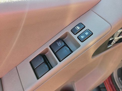 Used 2015 Nissan Frontier SV w/ SV Value Truck Package image 15